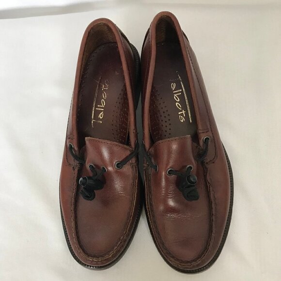 Talbots Vintage Style Brown Slip On Flats/Loafers - Picture 2 of 10